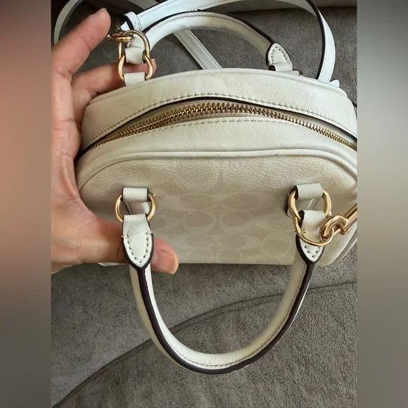 Coach Sydney Satchel in Signature Canvas - Picture 7 of 11